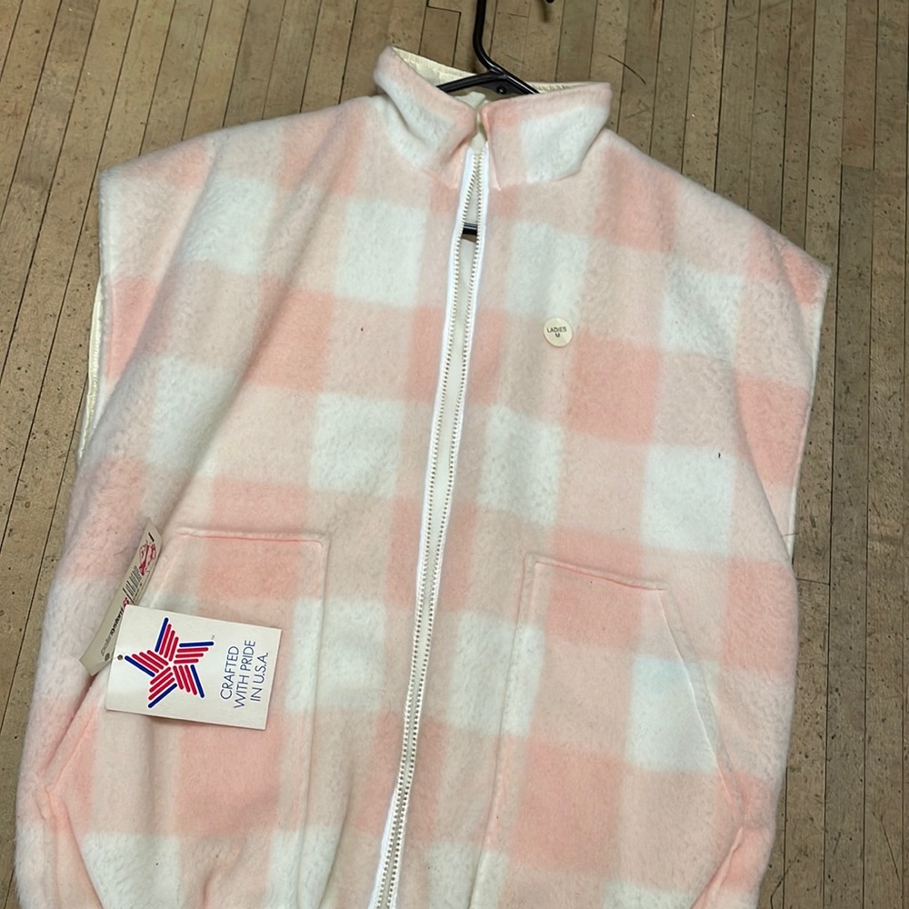 Women’s Vintage Polarfleece insulated pink gingham vest